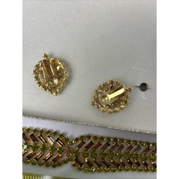 Vintage Jewels By Estrella Rhinestone Necklace And Clip On Earring Set Green - Picture 8 of 8